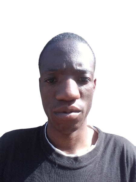Kudzi — Lead Stylist